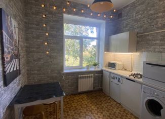 Продам 3-ком. квартиру, 70.7 м2, Москва, Флотская улица, 80/7, Флотская улица