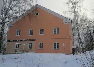 Продаю 3-ком. квартиру, 75 м2, Дегтярск, улица Калинина, 56