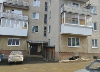 Продам 2-ком. квартиру, 41 м2, поселок городского типа Горноуральский, посёлок городского типа Горноуральский, 27