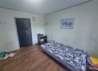 Продаю комнату, 194.8 м2, Волгодонск, улица Ленина, 100