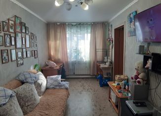 Продаю двухкомнатную квартиру, 41.6 м2, Заринск, улица Революции, 27
