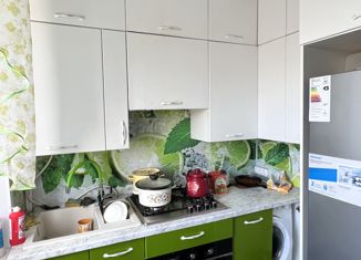 Продается 4-комнатная квартира, 60.5 м2, Шадринск, улица Спартака, 51