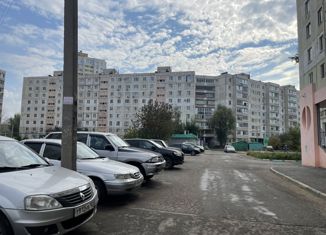 Продам 1-комнатную квартиру, 37.5 м2, Уфа, улица Максима Рыльского, 28