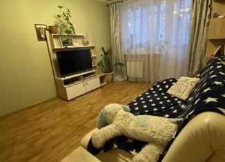 Продается 2-ком. квартира, 45 м2, Самара, Аэродромная улица, 96, метро Спортивная