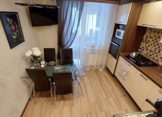 2-ком. квартира на продажу, 54.1 м2, Берёзовский, улица Энергостроителей, 2