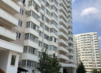 Продажа 1-ком. квартиры, 38 м2, Краснодар, улица Героев-Разведчиков, 32