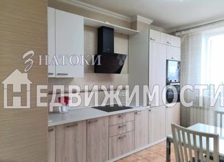 Продам 3-комнатную квартиру, 100 м2, Новосибирск, улица Блюхера, 71Б