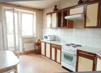 Продаю 2-ком. квартиру, 60.1 м2, Москва, улица Олеко Дундича, 32, улица Олеко Дундича
