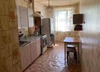 Продаю трехкомнатную квартиру, 57.9 м2, Мелеуз, улица Маяковского, 23