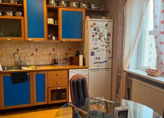 Продажа 3-ком. квартиры, 67 м2, Санкт-Петербург, улица Щербакова, 6, улица Щербакова