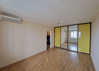 Продам однокомнатную квартиру, 37.7 м2, Москва, улица Богданова, 52к2, метро Солнцево