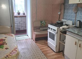 Продам трехкомнатную квартиру, 60.7 м2, Курская область, 3-я Песковская улица, 3