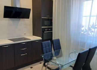 Продажа 3-ком. квартиры, 70.6 м2, Краснодар, улица Западный Обход, 42к1, ЖК Спортивная деревня