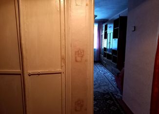 Продам 3-комнатную квартиру, 49 м2, поселок городского типа Приютово, улица Свердлова, 1