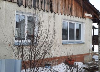 Продается 3-комнатная квартира, 73.4 м2, село Каптырево, улица Ленина, 2