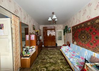 Продам двухкомнатную квартиру, 42.1 м2, поселок городского типа Орша, улица Калинина, 8