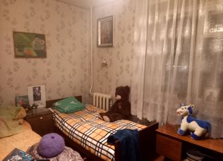 Продажа 3-ком. квартиры, 50 м2, поселок городского типа Приютово, бульвар Мира, 1