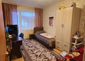 Продается 2-комнатная квартира, 47.9 м2, Приморский край, проспект 50 лет Октября, 15