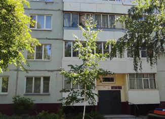 Продаю двухкомнатную квартиру, 54 м2, Тольятти, улица Мира, 99, Центральный район
