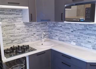 Двухкомнатная квартира на продажу, 44.9 м2, поселок городского типа Пелым, улица Строителей, 1