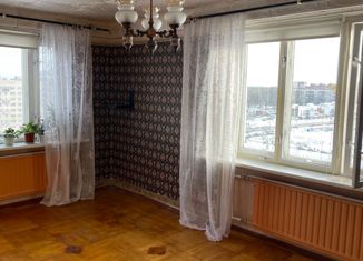 Продам 3-комнатную квартиру, 72.3 м2, Колпино, улица Братьев Радченко, 25