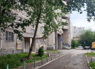 Продам двухкомнатную квартиру, 43 м2, Свердловская область, Кировградская улица, 34