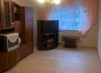 Продается 2-комнатная квартира, 43 м2, Ленинградская область, улица Космонавтов, 6