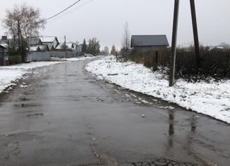 Земельный участок на продажу, 9 сот., село Узюково, улица Ленина