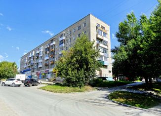 Продается 4-ком. квартира, 63.9 м2, Новосибирск, улица Станиславского, 31