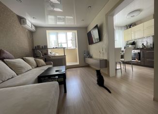 Продаю 3-ком. квартиру, 63.7 м2, Тихорецк, микрорайон Военный городок, 89