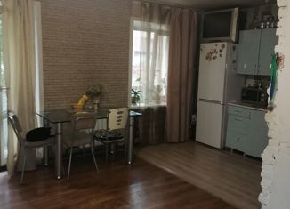 Продается 3-комнатная квартира, 72 м2, село Кызыл-Озек, улица Новосёлов, 8