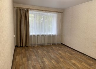 Продаю комнату, 100 м2, город Струнино, улица Островского, 3