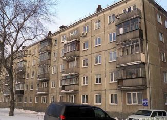 Продам 2-ком. квартиру, 46 м2, Новосибирск, улица Жуковского, 121, метро Заельцовская