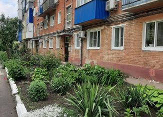 Продажа 1-ком. квартиры, 32 м2, Тихорецк, улица Калинина, 103А