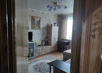 Продажа трехкомнатной квартиры, 63 м2, Карачев, улица Горького, 4