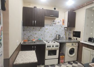 Продам 1-комнатную квартиру, 32 м2, Мурманская область, проспект Виктора Миронова, 9
