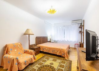 Продается однокомнатная квартира, 36 м2, Краснодарский край, улица Роз, 54