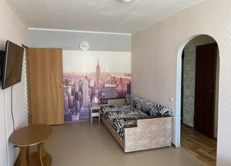 Продается 3-комнатная квартира, 41.4 м2, Оренбургская область, Карагандинская улица, 45А
