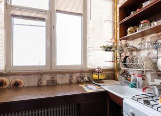 Продам 2-ком. квартиру, 41 м2, поселок Тинаки 2-е, Санаторная улица, 1