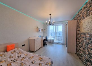 Продаю 4-комнатную квартиру, 95.3 м2, Барнаул, ЖК Крылья-2, улица 65 лет Победы, 6