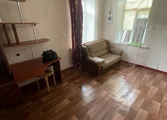 Продаю 2-ком. квартиру, 36 м2, Новочеркасск, Комитетская улица, 96