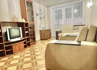 2-комнатная квартира на продажу, 42.2 м2, Туринск, улица Спорта, 34