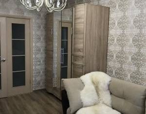 Продается 1-ком. квартира, 38.2 м2, Краснокамск, улица Энтузиастов, 26