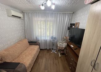 Продажа 1-ком. квартиры, 12 м2, Ульяновск, улица Врача Михайлова, 43, Заволжский район