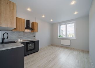 Продам однокомнатную квартиру, 49 м2, Екатеринбург, улица Декабристов, 20, улица Декабристов