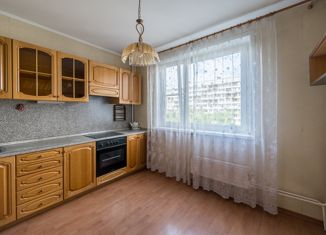 Продаю трехкомнатную квартиру, 78 м2, Москва, Кунцевская улица, 4к1, район Кунцево