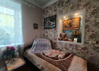 Продам 1-комнатную квартиру, 29.9 м2, Полевской, улица Победы, 9