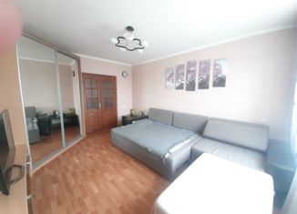 Продается 4-комнатная квартира, 81 м2, поселок городского типа Афипский, Краснодарская улица, 32