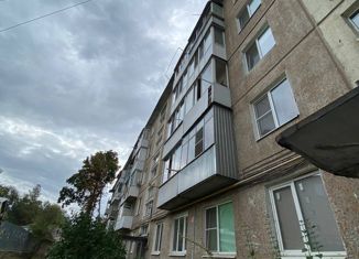 Продам 2-комнатную квартиру, 45.2 м2, Саратов, улица имени В.М. Азина, 17А, Заводской район