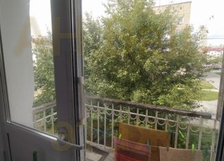 Продажа трехкомнатной квартиры, 75.5 м2, Карпинск, улица Мира, 49